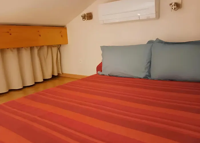 Le Plgeonnier- Climatisation - Parking - Terrasse *